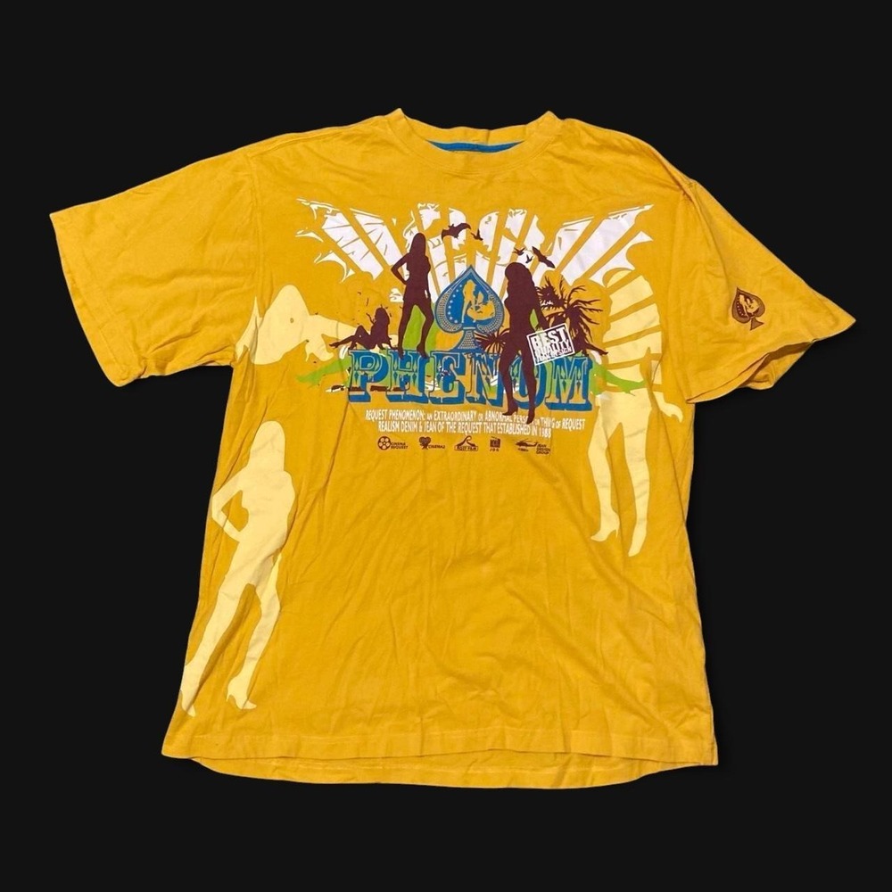 Request jeans y2k style yellow graphic tee vintage bats XL/23.5